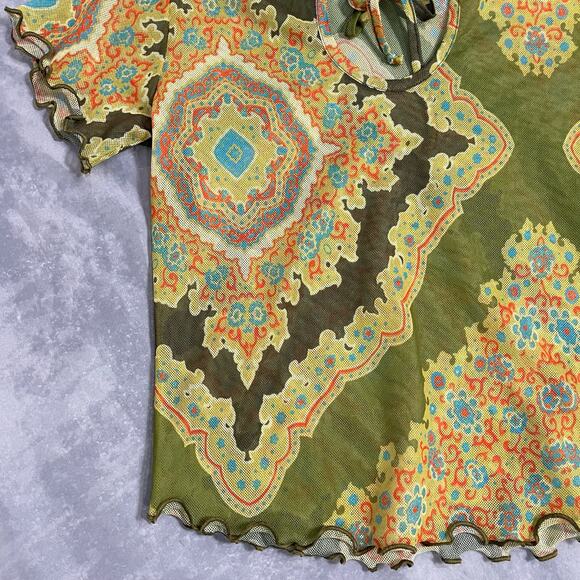 Vintage 00s euro mesh abstract floral graphic tee with lettuce hem (S/M) - Picture 5 of 9